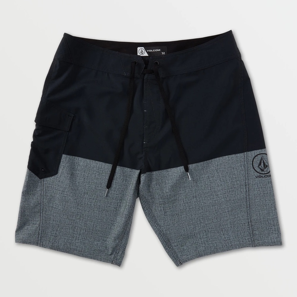 Volcom Board Shorts brand new